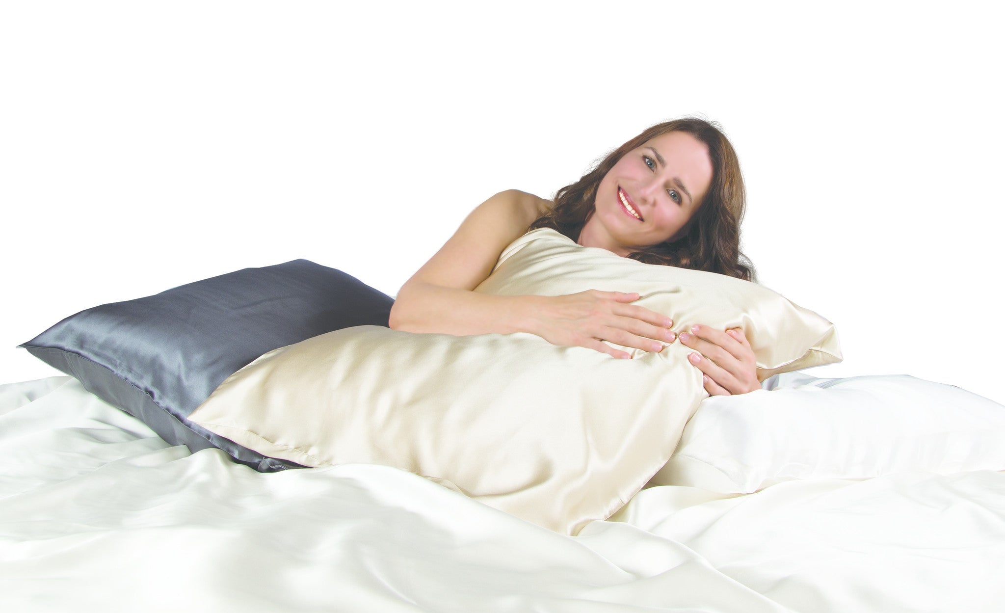 7x Redenen om thuis vrolijk te worden van je zijden kussensloop