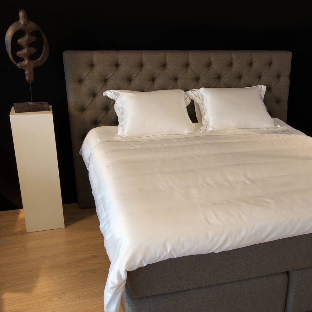 2x 100% Zijden kussensloop Verdi Ivoor - 22MM extra zacht